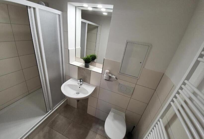 Номер Стандарт, Altstadtpension Rostock