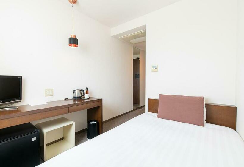 스탠다드 싱글 룸, Day By Day