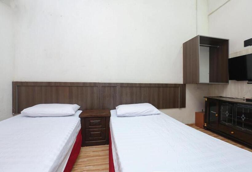 디럭스 룸, Spot On 89755 D&d Budget Inn