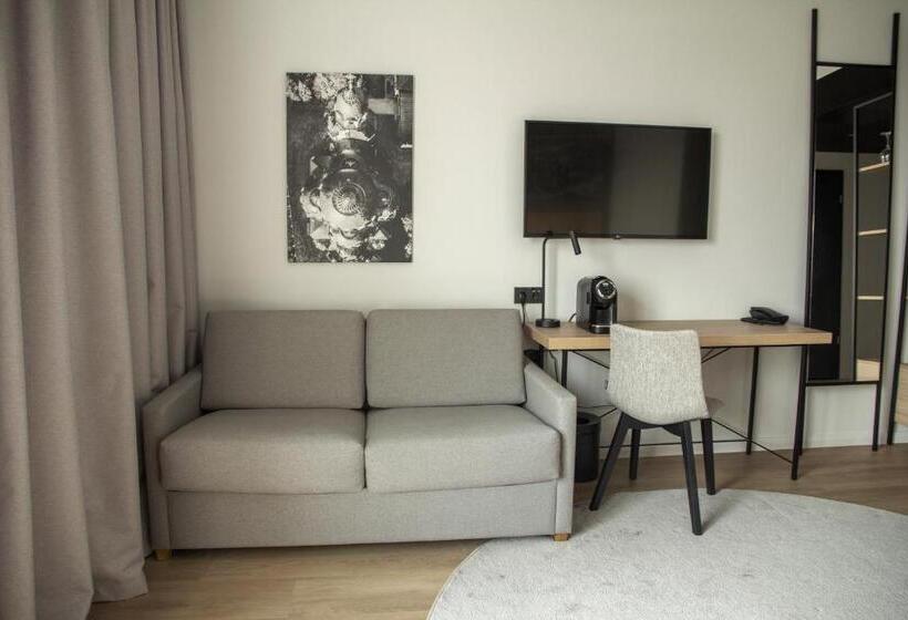 Family Room, Park Inn By Radisson Vilnius Airport Hotel & Conference Centre