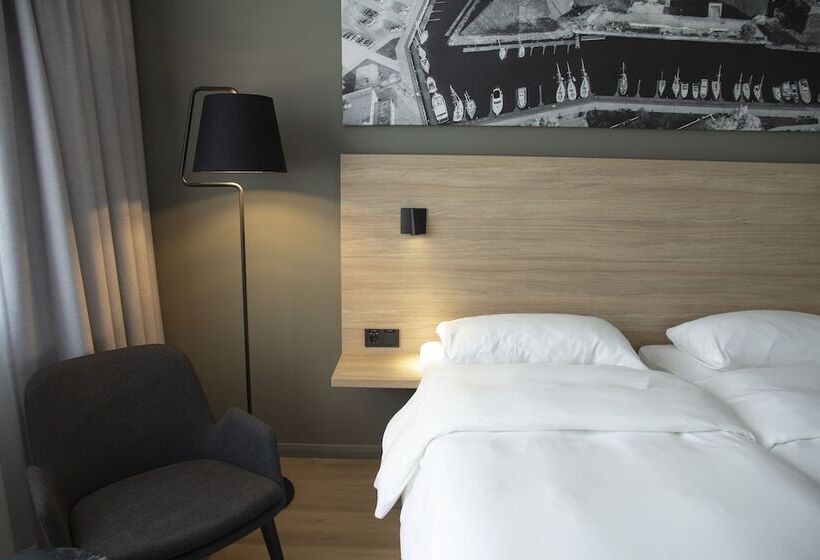 Standard Room, Park Inn By Radisson Vilnius Airport Hotel & Conference Centre
