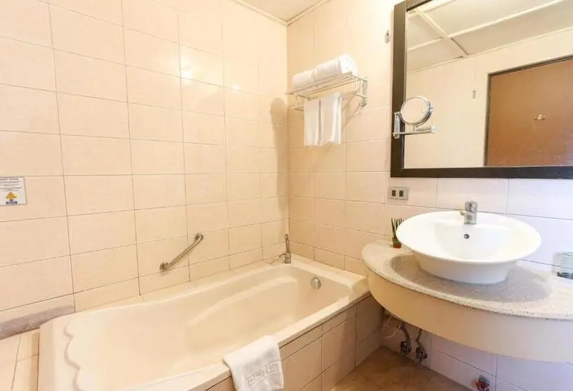 Suite, Technopark