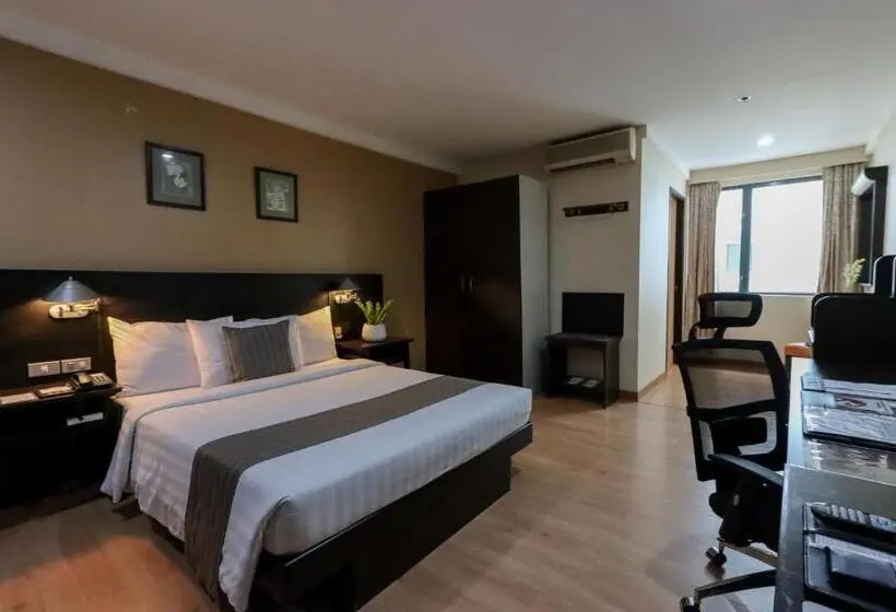 Suite, Technopark