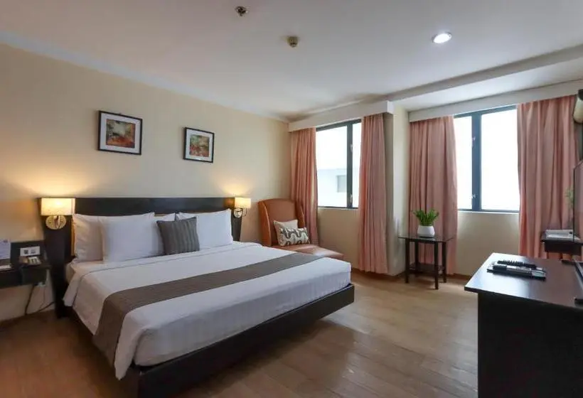 Deluxe Room, Technopark