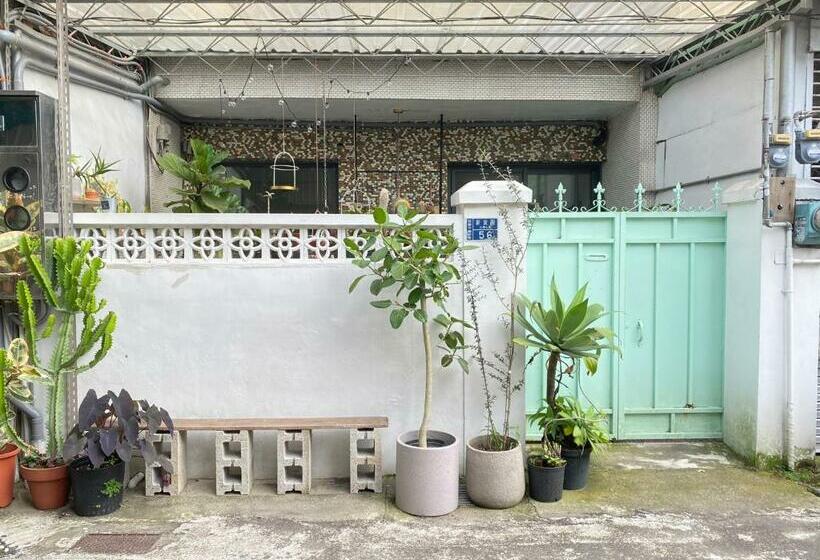 اتاق استاندارد با بالکن, 小仙肉包棟民宿