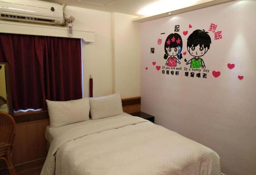 ベーシックルーム, Hong Ben