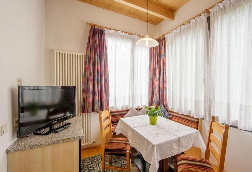 דירת שני חדרים, Villa Residence Santer