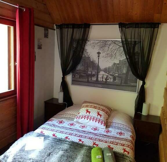 Номер Стандарт Трехместный, Auberge Refuge De Roybon