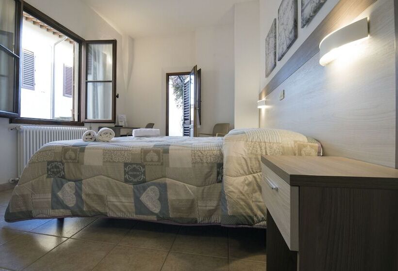 اتاق سوپریور, Foresteria Valdese Di Firenze