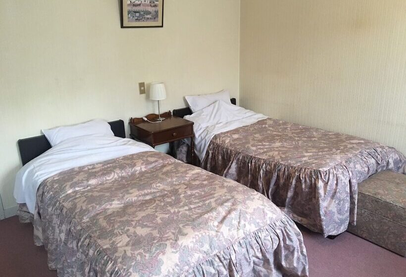 스탠다드 트리플 룸, Petit Hotel And Restaurant Air Mail