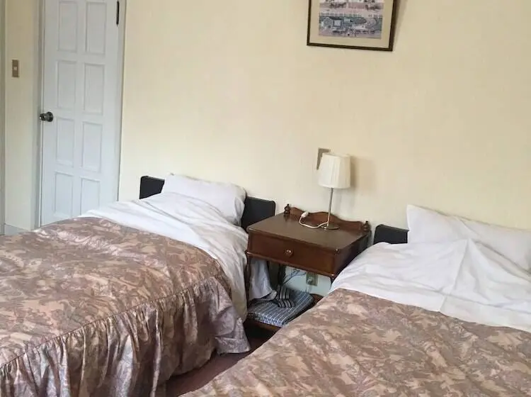 Standard Kolmen Hengen Huone, Petit Hotel And Restaurant Air Mail