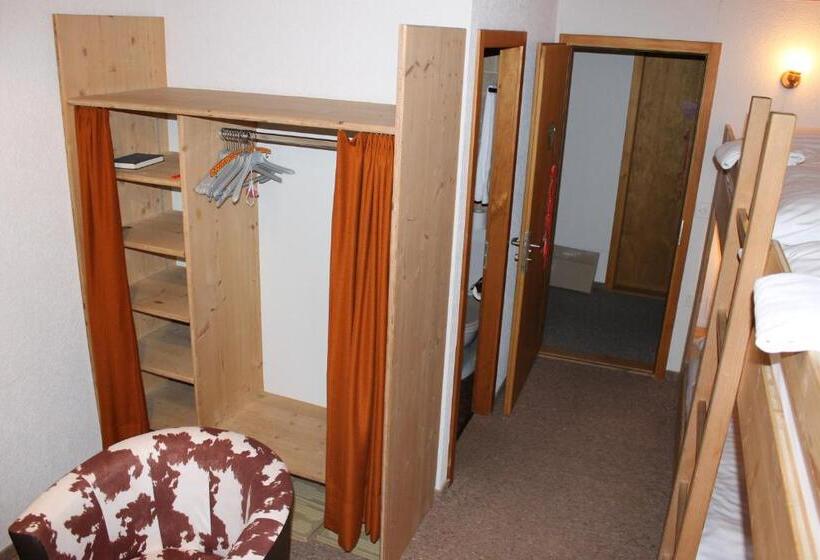 Négyágyas Standard Szoba, Rothorn