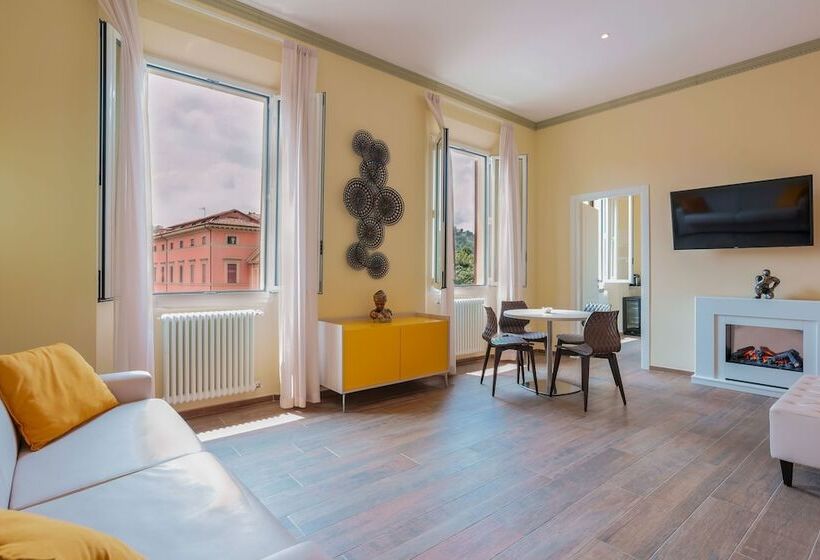 آپارتمان لوکس 1 خوابه, Attico Di Via D'azeglio