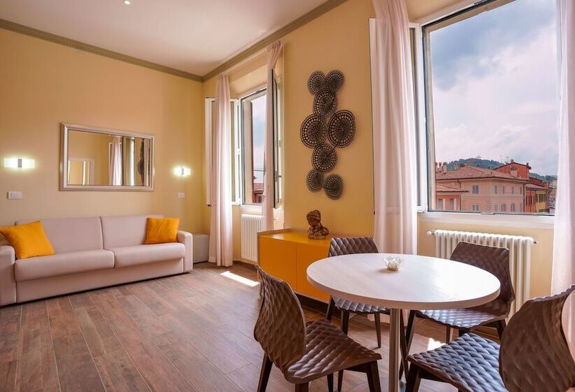 آپارتمان لوکس 1 خوابه, Attico Di Via D'azeglio