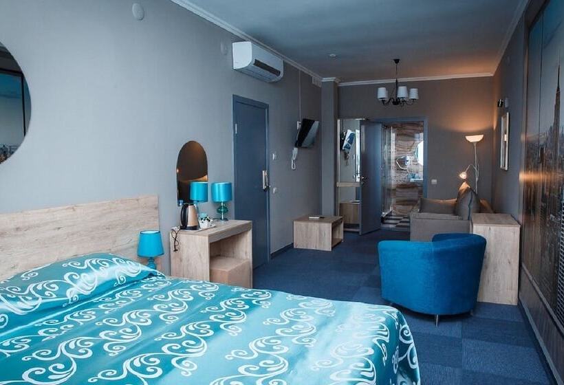 اتاق لوکس, Raketa