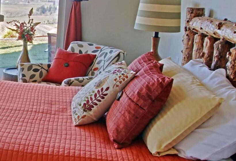 Люкс Deluxe Кровать Кинг, Bella Collina Bed & Breakfast