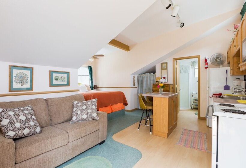 جناح, Crown King Cabins Bradshaw