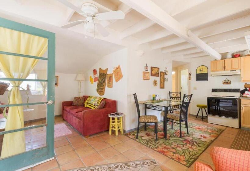 غرفة قياسية حمام مشترك, Crown King Cabins Bradshaw