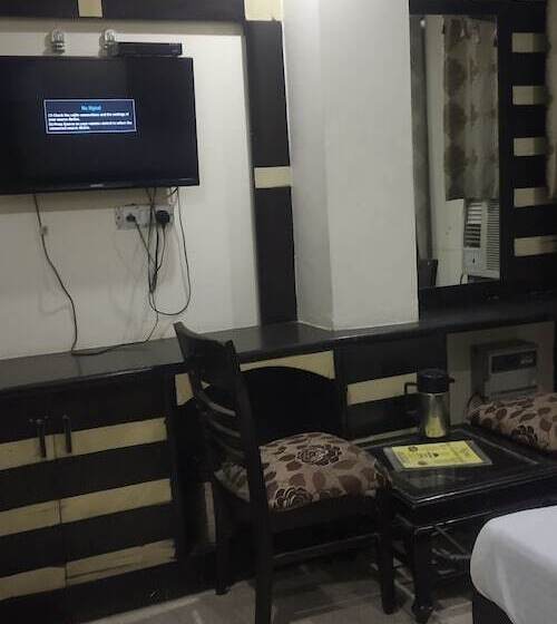 اتاق خانوادگی, Adb Rooms Pk International