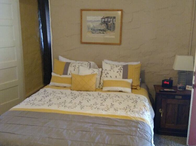 جناح عائلي, Grand Canyon West Hotel Sheps Miners Inn