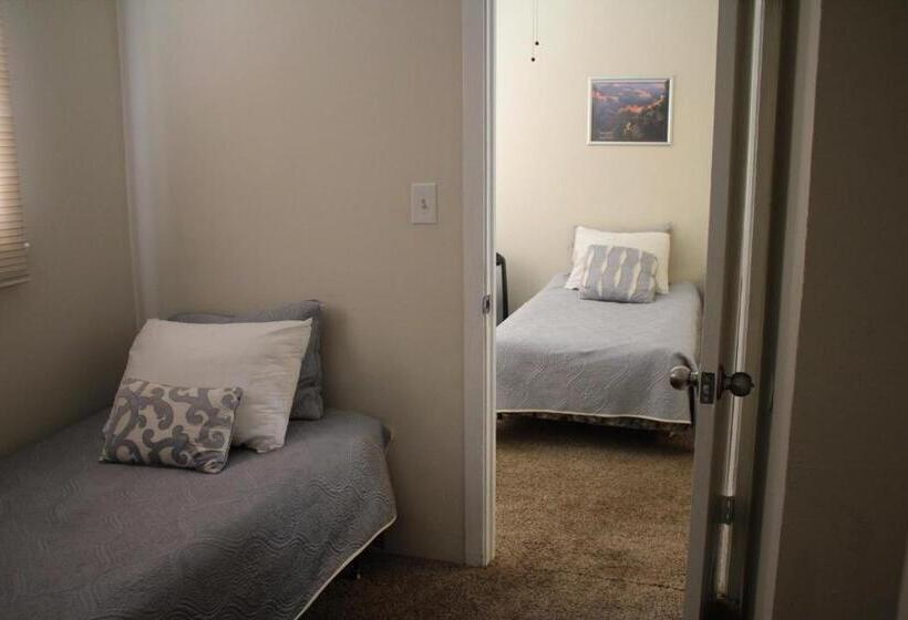 Семейный Номер Deluxe, Grand Canyon West Hotel Sheps Miners Inn