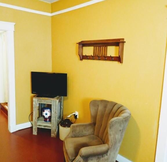 סוויטה דלוקס, Historic Whiting Hotel Suites