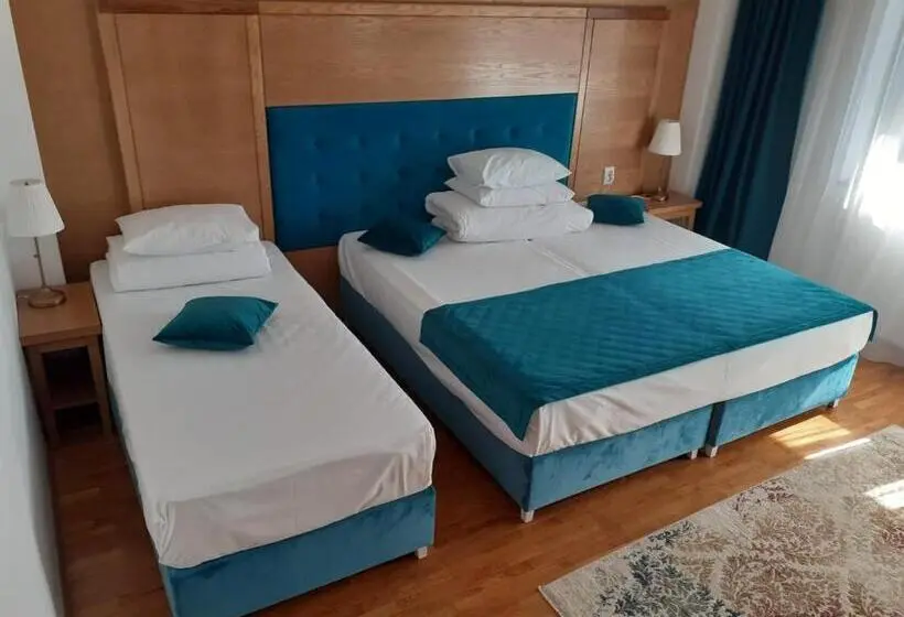 اتاق استاندارد سه نفره, Club Bucovina Resort & Spa