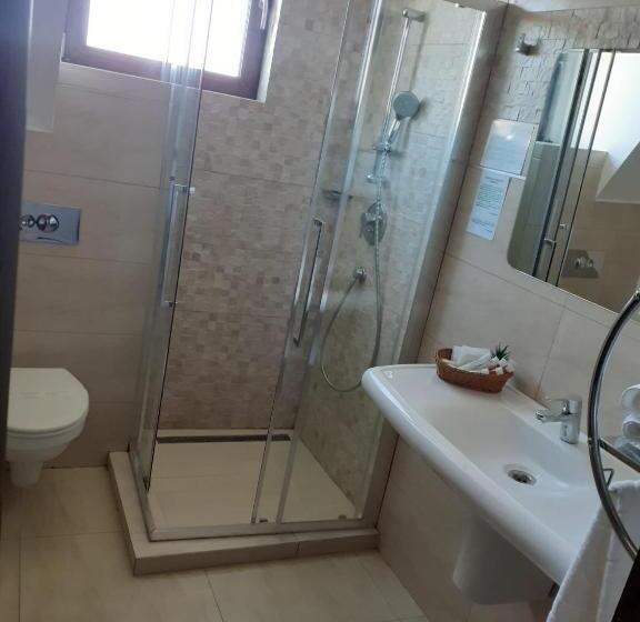 带阳台的豪华间, Club Bucovina Resort & Spa