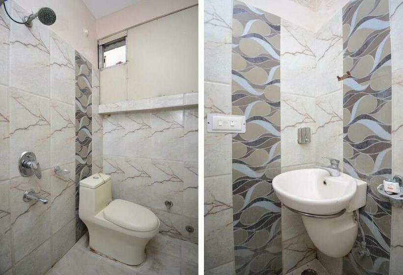 三人经典房间, Oyo 29312  Royal S