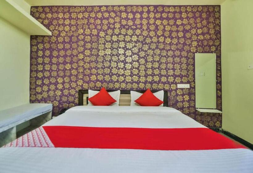 Triple Classic Room, Oyo 36721 Kalika Resort