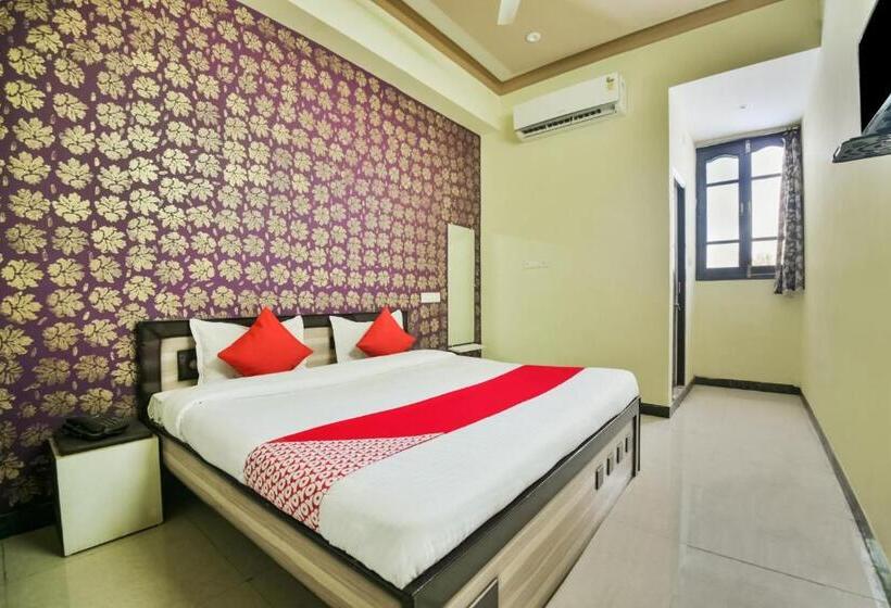 Triple Classic Room, Oyo 36721 Kalika Resort