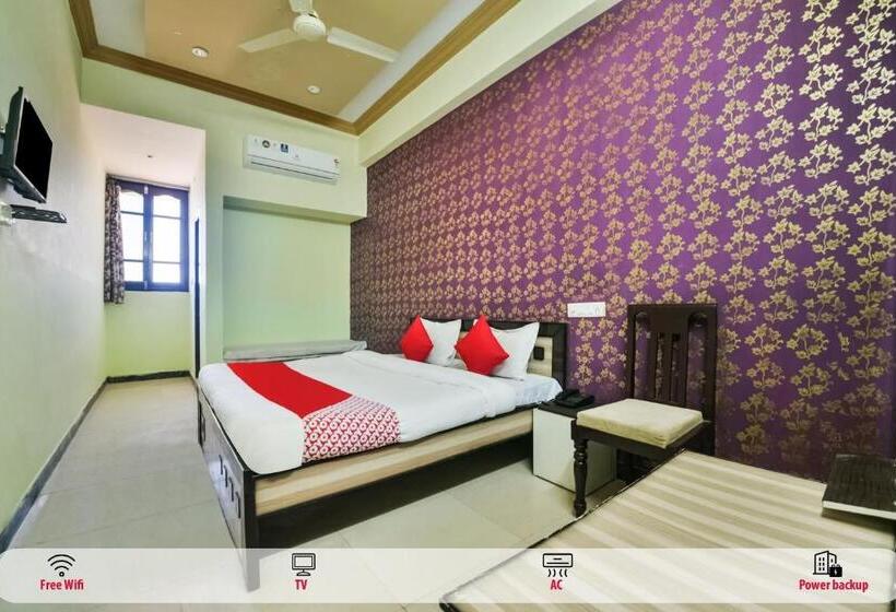 Triple Classic Room, Oyo 36721 Kalika Resort