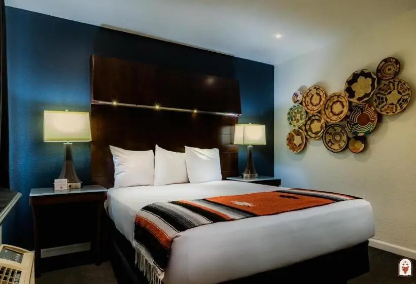 身障者適用キングサイズベッドルーム, Coyote South