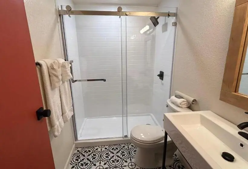 キングサイズベッドのデラックスルーム, Coyote South