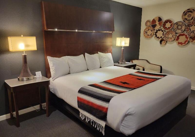 キングサイズベッドのスタンダードルーム, Coyote South