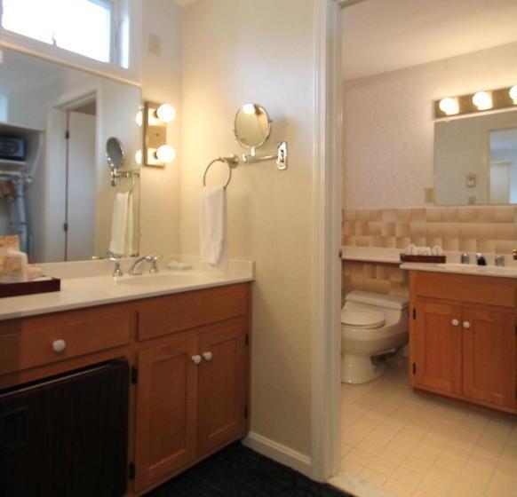 디럭스 룸, Terrace By The Sea