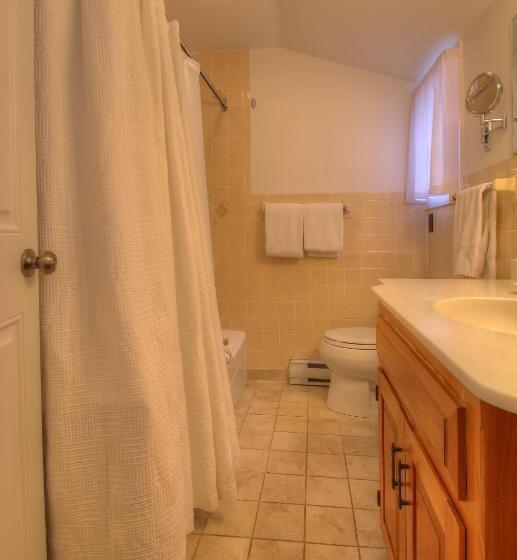 스위트 퀸침대, Terrace By The Sea