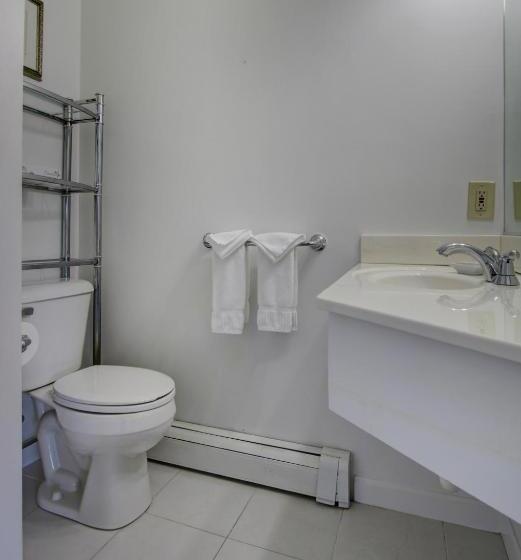 스위트 킹사이즈 침대, Terrace By The Sea