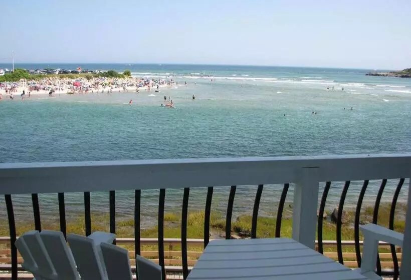 オーシャンビュースタンダードルームバルコニー付き, Terrace By The Sea