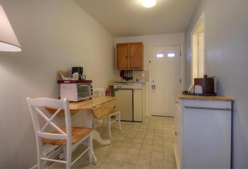 스탠다드 발코니 룸 바다 전망, Terrace By The Sea