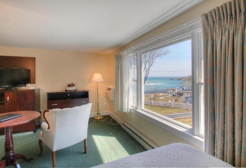 트리플 스탠다드 전망룸, Terrace By The Sea