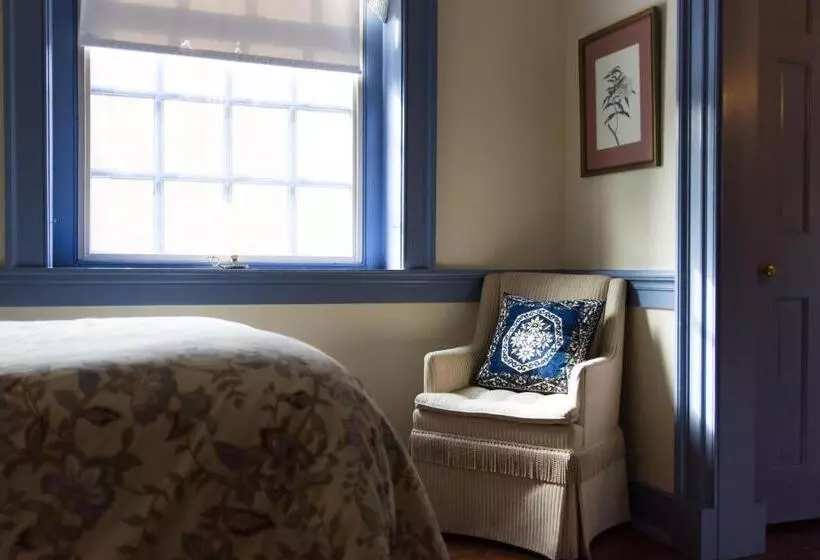 スタンダードルーム, Thomas Bond House