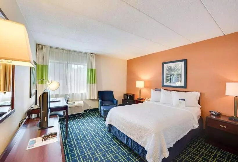 キングサイズベッドのスタンダードルーム, Motel 6 Milford, Ct