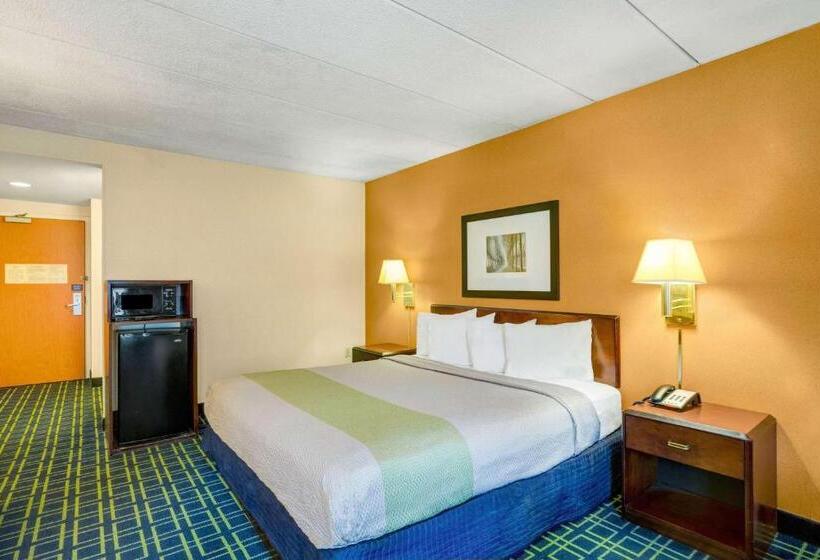 اتاق استاندارد با تخت بزرگ, Motel 6 Milford, Ct