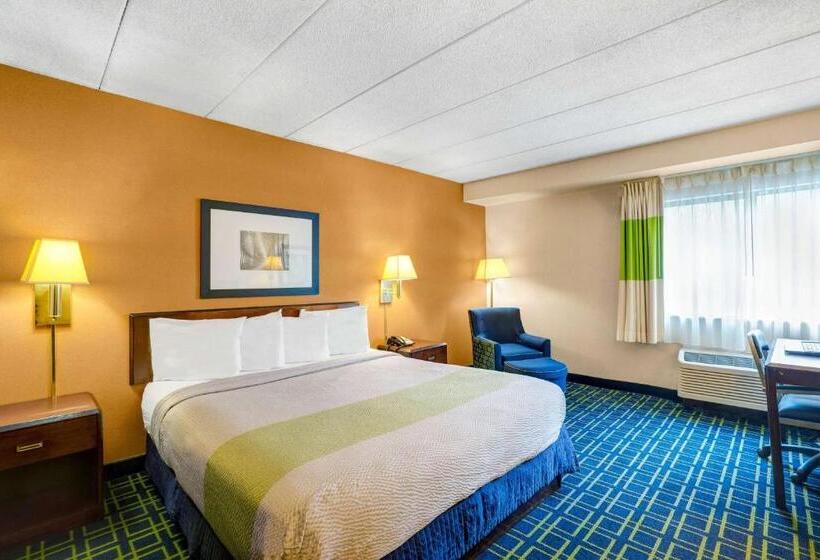Стандартный Номер Кровать Кинг, Motel 6 Milford, Ct