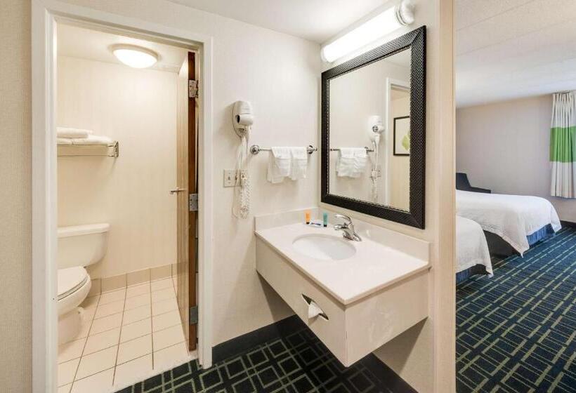 اتاق استاندارد چهار تخته, Motel 6 Milford, Ct