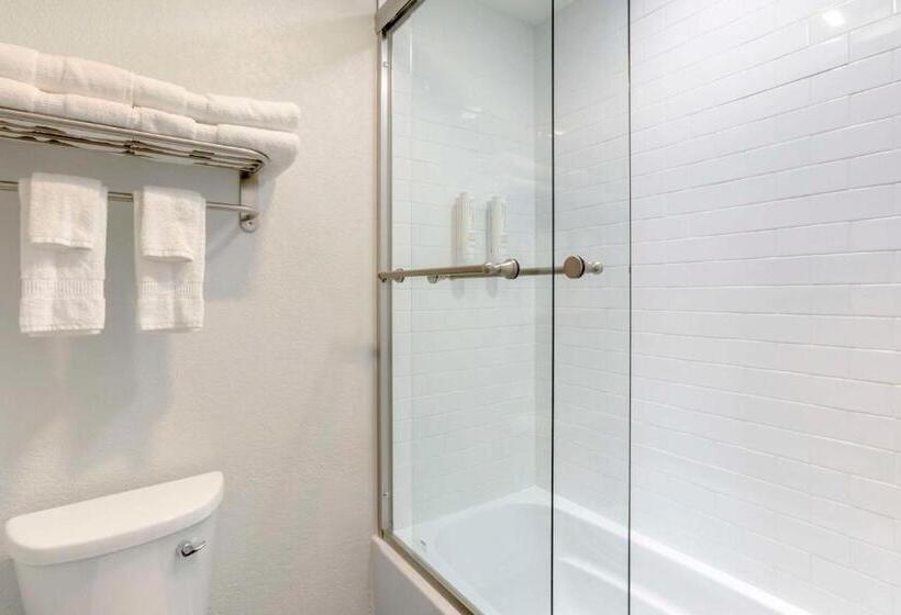 キングサイズベッドのスイートルーム, Clarion Pointe Prescott Valley