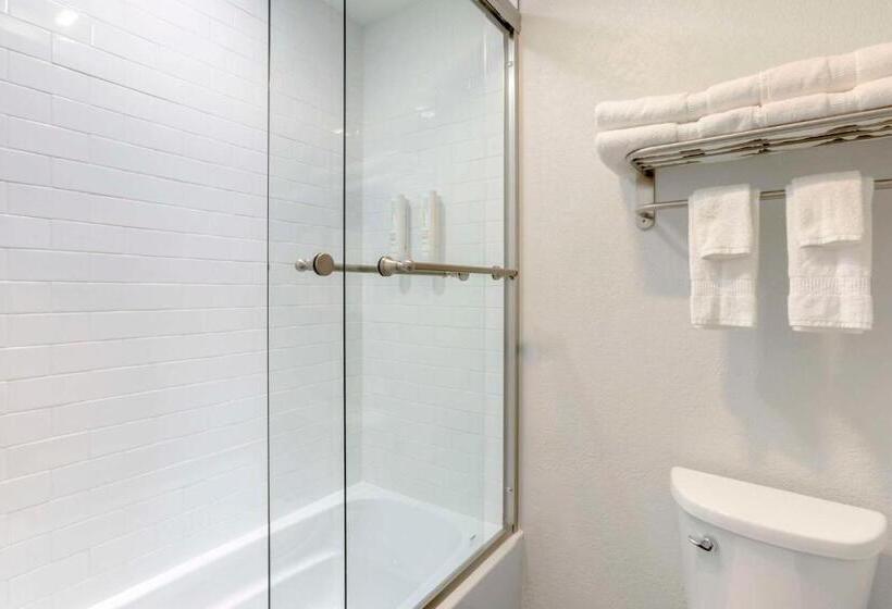 Номер Стандарт, Clarion Pointe Prescott Valley