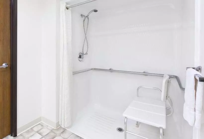 Standard-huone King-vuode, Super 8 By Wyndham Antigo