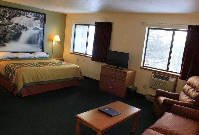 חדר דלוקס עם מיטת קינג, Super 8 By Wyndham Antigo